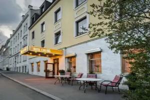 Club Hotel Cortina, Vienna
