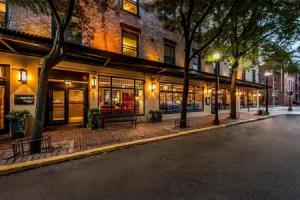 Staypineapple, A Delightful Hotel, South End, Boston