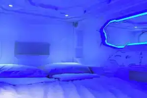 Capsule hostel Floor -1 Self Check in, Warsaw