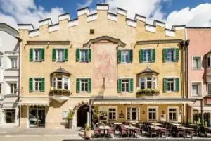 Hotel Restaurant Lilie, Sterzing