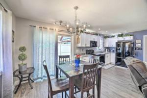 Fort Wayne Getaway - Family + Pet Friendly! Apartments, Fort Wayne