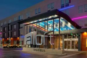Aloft Downtown Apartments, Indianapolis