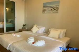 Samet Lucky Resort, Samet Island
