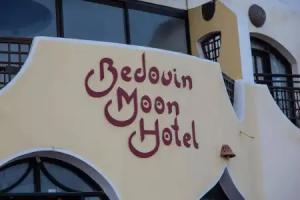 The Bedouin Moon, Dahab