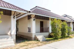 OYO 842 Samsiri Resort, Nakhon Ratchasima City