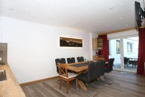 Apartment in Fugen Near Spieljochbahn, Fuegen