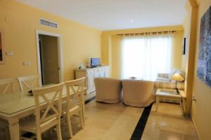Banana Beach Holidays 365 Hotel, Marbella