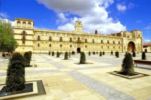 Parador de León, Leon