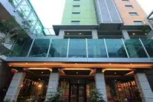 Sparks Life Jakarta, ARTOTEL Curated, Jakarta