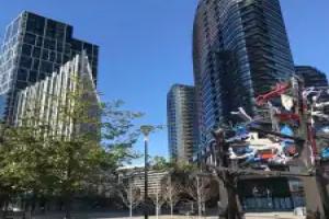 Melbourne Private Apartments - Collins Street Waterfront, Docklands, Melbourne