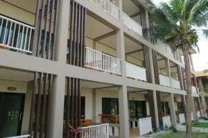Family House Resort, Haad Rin