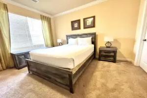 2 Bed 2 Bath Condo In Tuscana Resort 2 Bedroom Home by RedAwning, Davenport