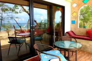 Sabai Sabai Beach Bungalows, Koh Phayam