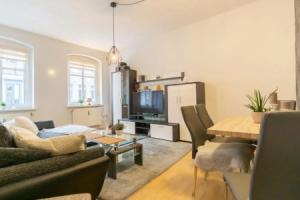 *Central_50m2_Kitchen_Washer_Netflix_Parking Hotel, Cottbus