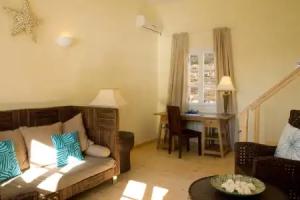 Delfini Hotel, Piraeus