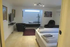 Guesthouse Sharon Suite, Aarhus