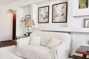 Apartments on Molodogvardeyskaya street 240, Samara