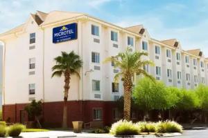 Microtel Inn by Wyndham Ciudad Juarez/By US Consulate, El Paso
