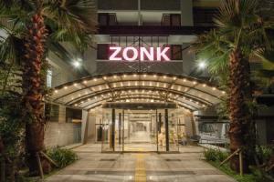 Zonk Hotel Nakasu-Deaibashi, Fukuoka