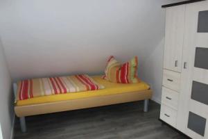 Holiday Home Yuna Comfortable Vacation Home, Alt Schwerin