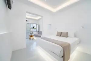 Serenità Luxury Suites, Akrotiri