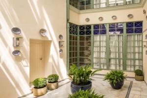 BYPILLOW Abril, Seville