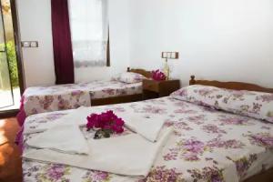 Flower Pension Hotel, Patara