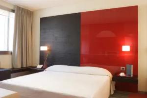 UNA HOTELS T Hotel Cagliari, Cagliari