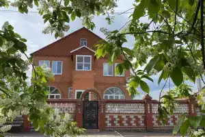 Kugersen, Karmaskaly
