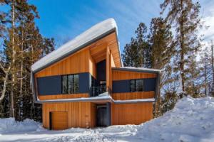 Amo54 Tourist base, Hakuba