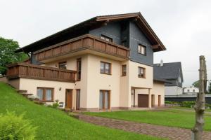 Beautiful Apartment in at the Rennsteig in a Very Quiet Location, Frauenwald