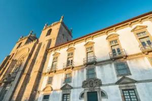 Central Stay With Balcony Mini-hotel, Porto