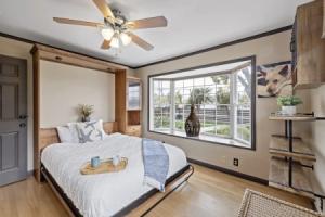 Endless Garden Beach Cottage, Carlsbad