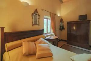 Resort La Ghiaia - Guest House, Sarzana