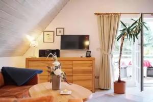 Weinhardt - Whg 1 Cottage, Zingst