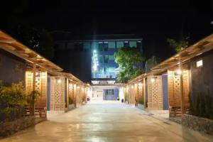 Hotels Hotels