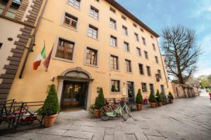 San Luca Palace, Lucca