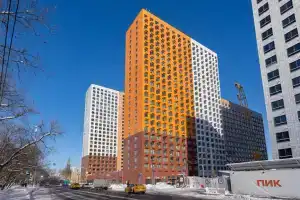 Alice on Kolskaya Street, Moscow