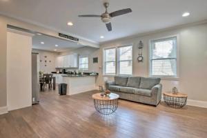 Chic Home < 4 Mi to Mercedes-benz Stadium! Tourist base, Atlanta