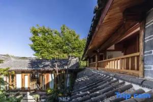 Yunlu Inn-, Lijiang
