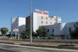 Hotel Rena, Kuecuekkuyu