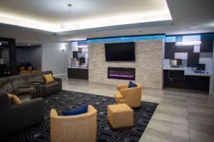 La Quinta Inn & Suites by Wyndham East at Normandy, Houston