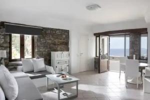 Alegria Mykonos Hotel, Kalafatis