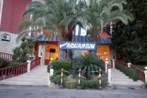 Grand Aquarium Apartments, Icmeler