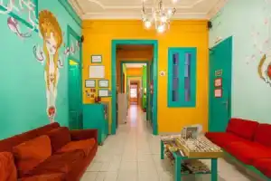 Hostal Downtown Hostel, Barcelona