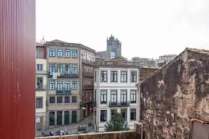 Ando Living - Flores 200 House, Porto