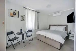 Studio apartments Yucca 2min to the sea, Trogir