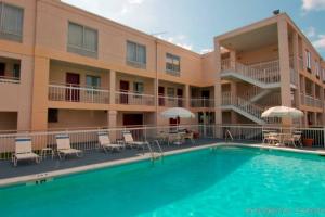 Sunrise Extended Stay Hotel, Montgomery