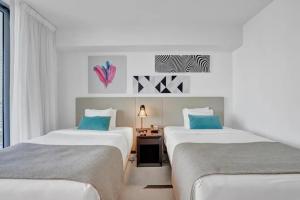 Amazing Apartments at H Beach House, Hollywood