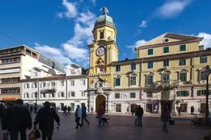 Awesome Apartment in With, Rijeka